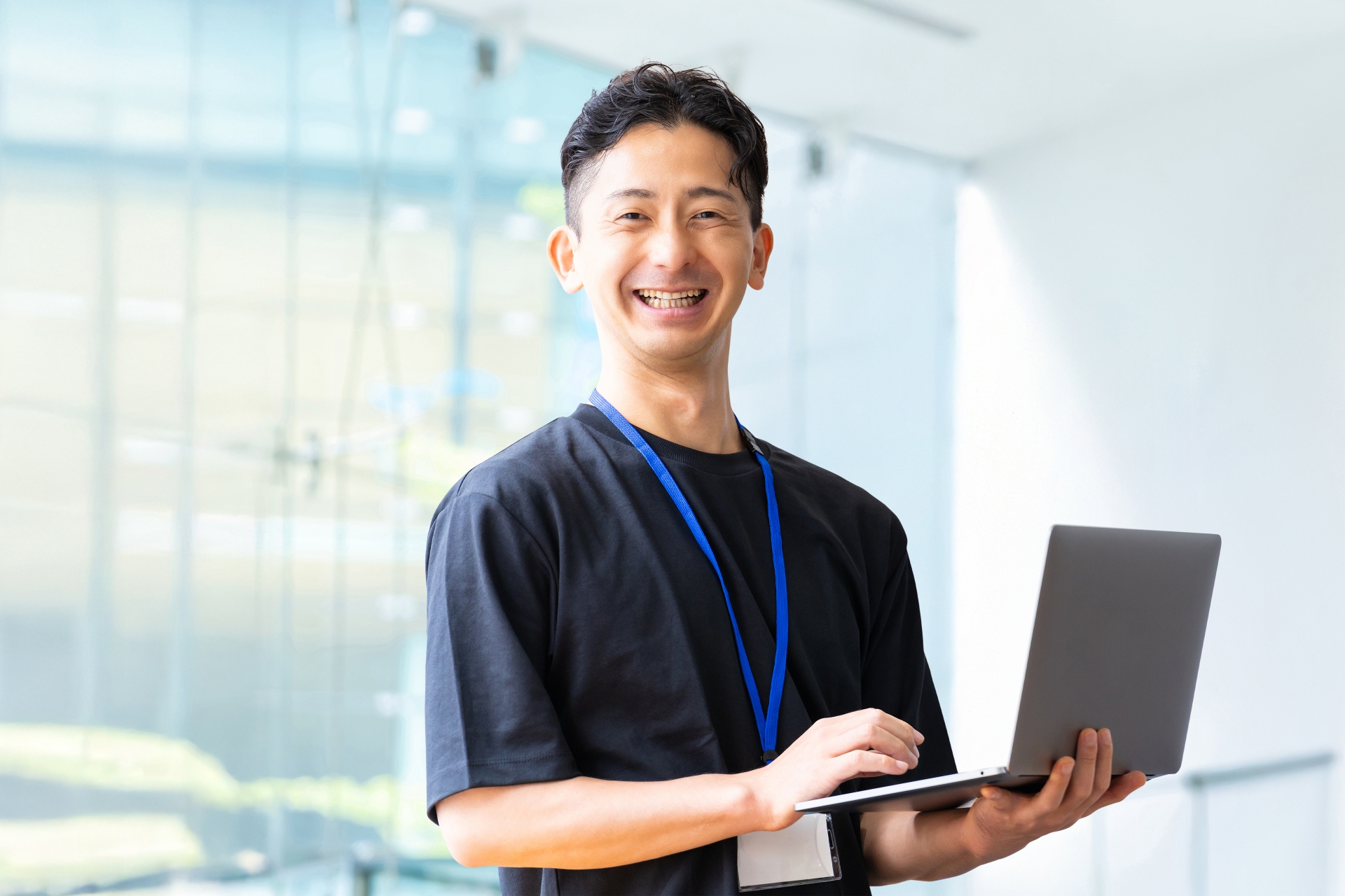 アプリ開発事業